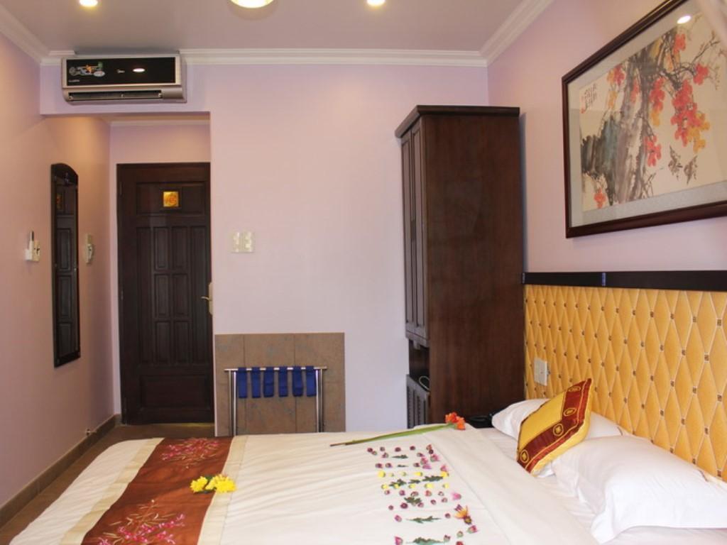 Lam Hotel Ho Chi Minh City Bagian luar foto