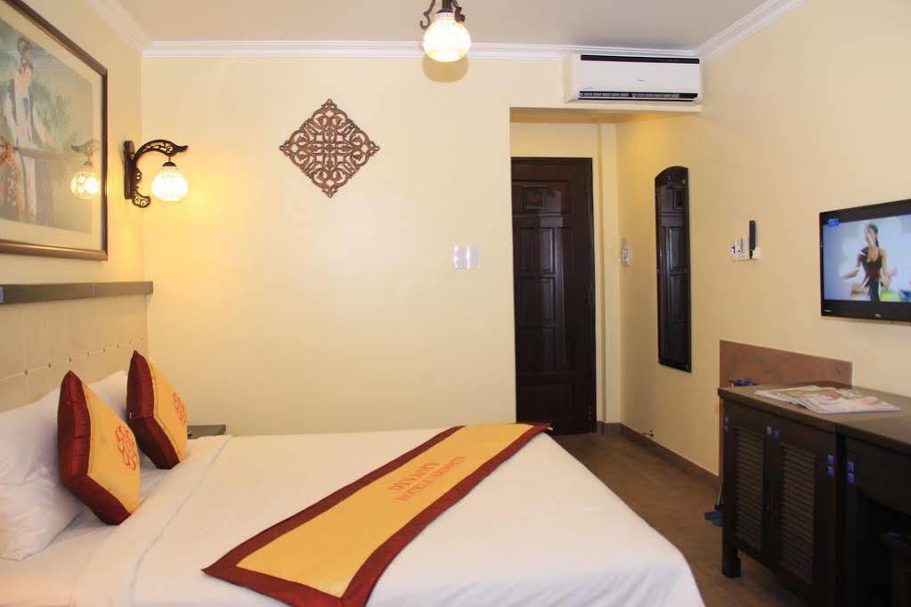 Lam Hotel Ho Chi Minh City Bagian luar foto