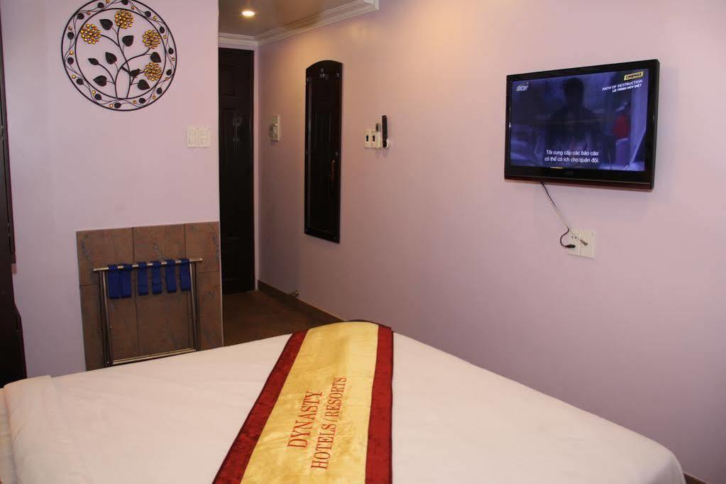Lam Hotel Ho Chi Minh City Bagian luar foto