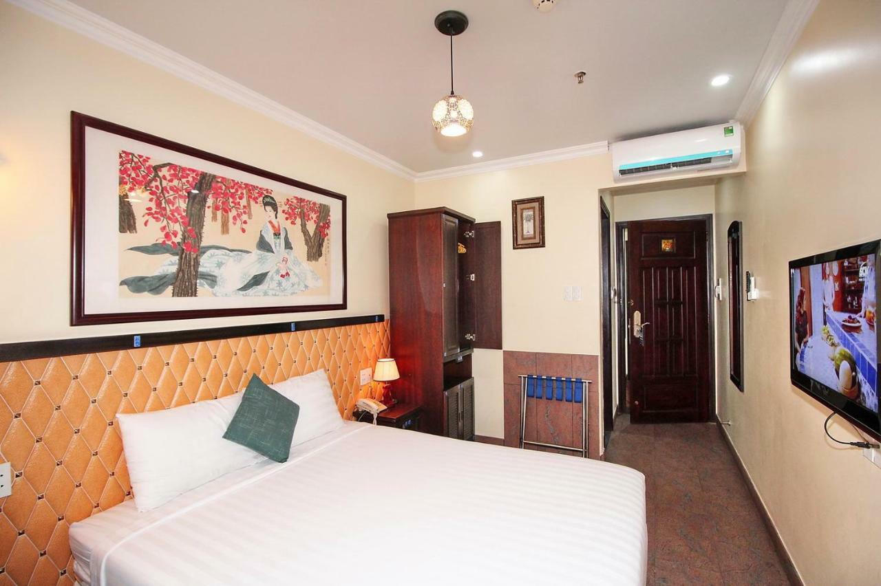 Lam Hotel Ho Chi Minh City Bagian luar foto