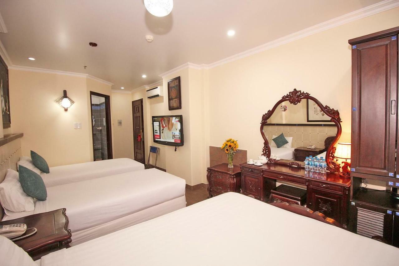 Lam Hotel Ho Chi Minh City Bagian luar foto
