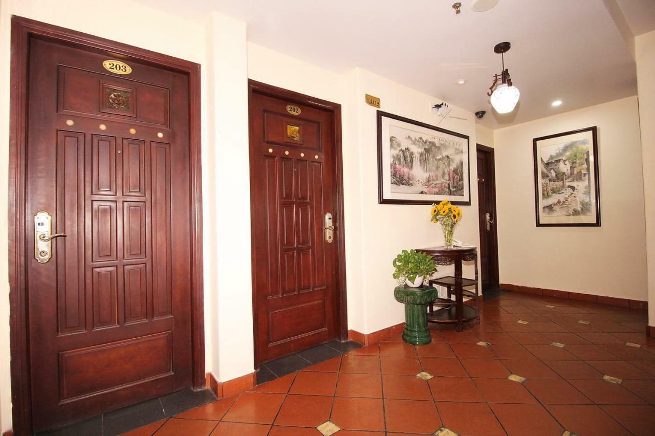 Lam Hotel Ho Chi Minh City Bagian luar foto