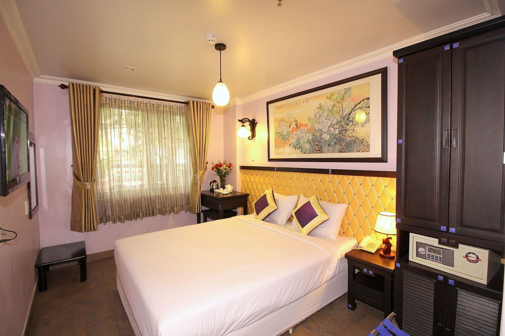 Lam Hotel Ho Chi Minh City Bagian luar foto